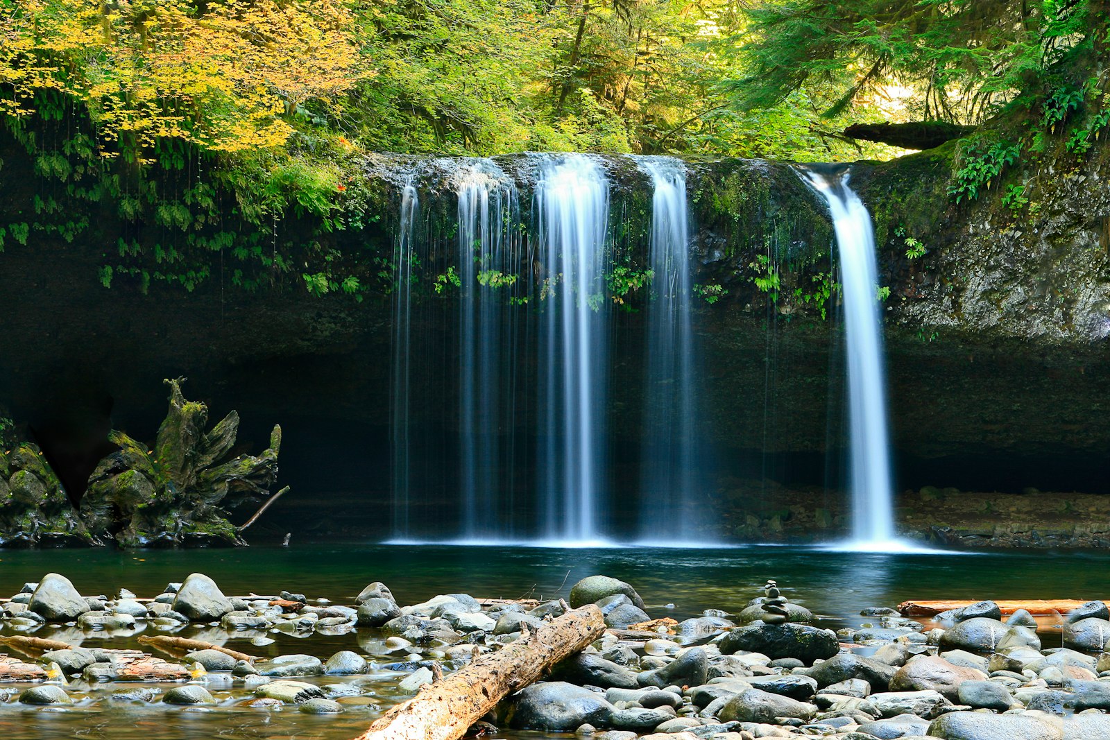Cascada Nant y Fall